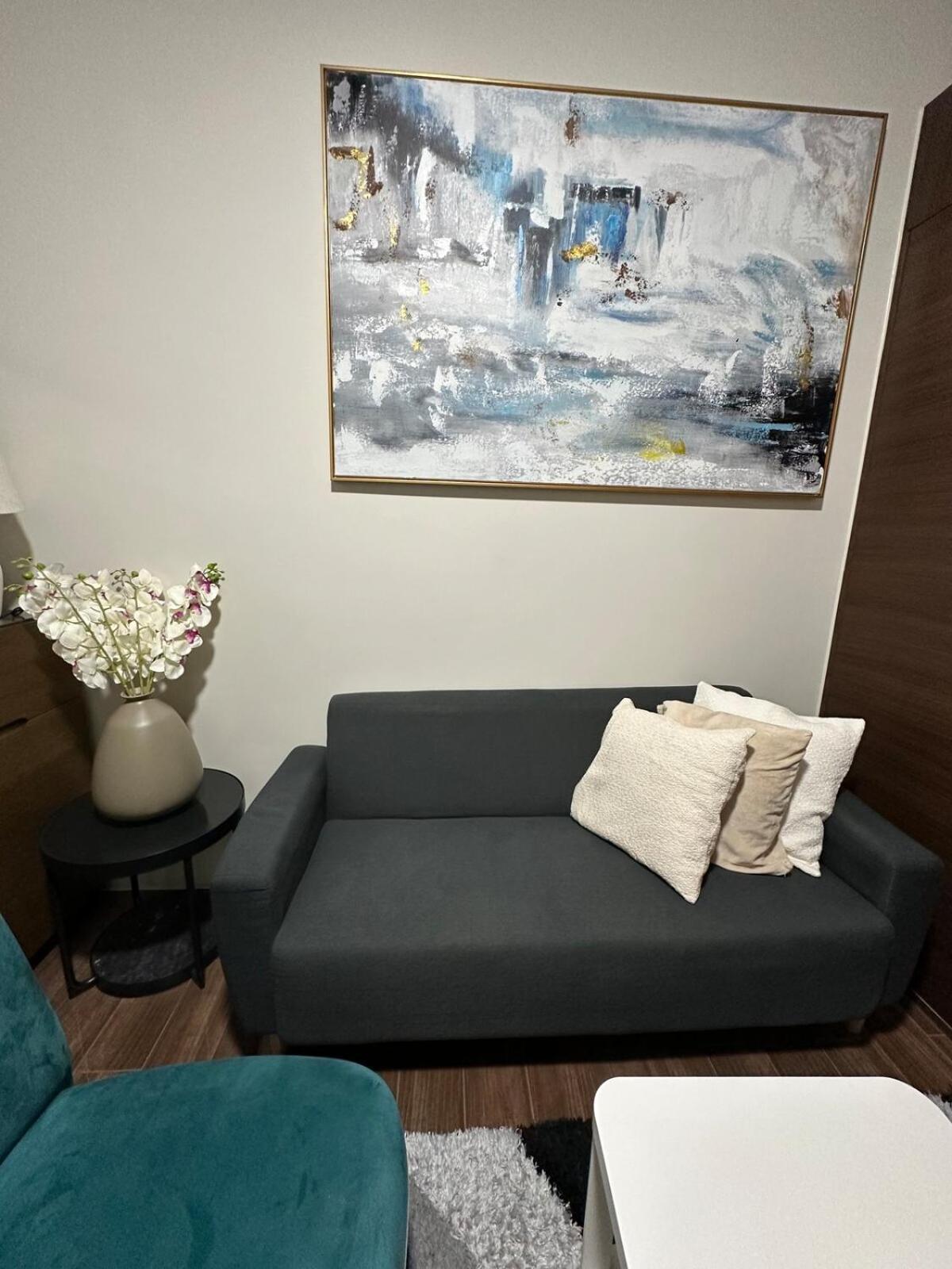 Apartment Amenity View At Air Residences Condo, Ayala Ave Makati