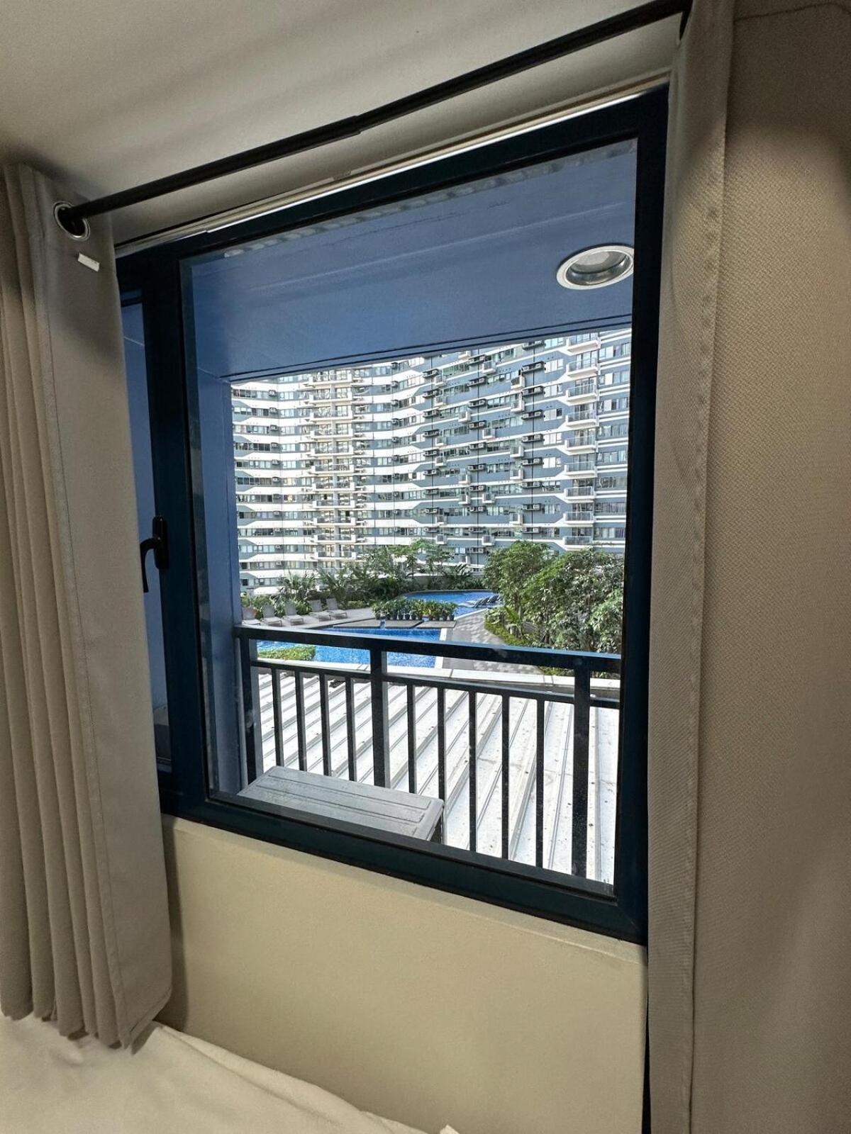 Amenity View At Air Residences Condo, Ayala Ave Makati Apartment Manila